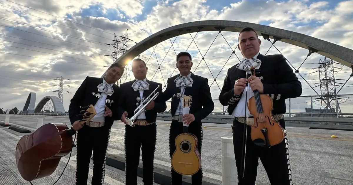 mariachis in Beverly Hills California